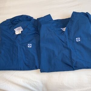 Spectrum Blue Scrub Tops Size Small Worn Once